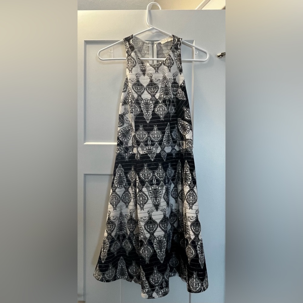 Large Millibon USA dark blue and white dress